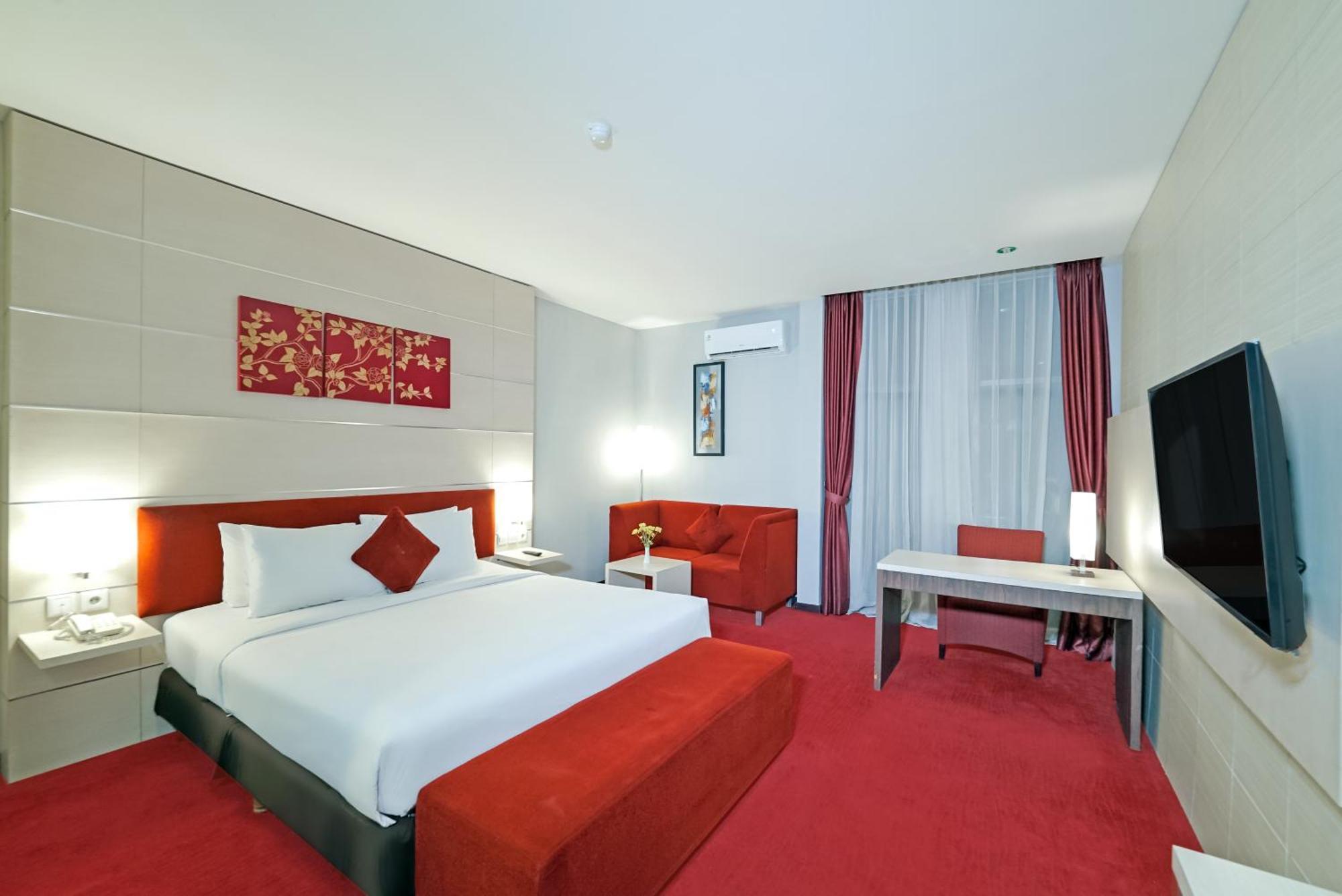 Tjokro Hotel Klaten Экстерьер фото